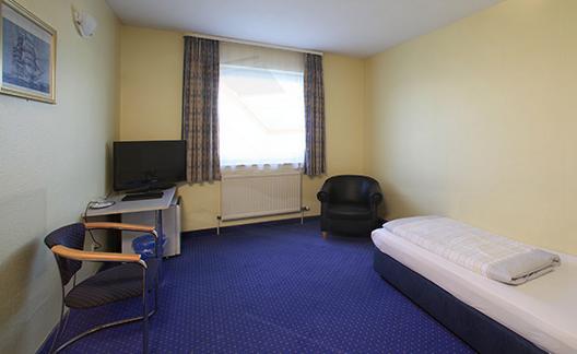 Albatros Airport Hotel Mörfelden-Walldorf Quarto foto